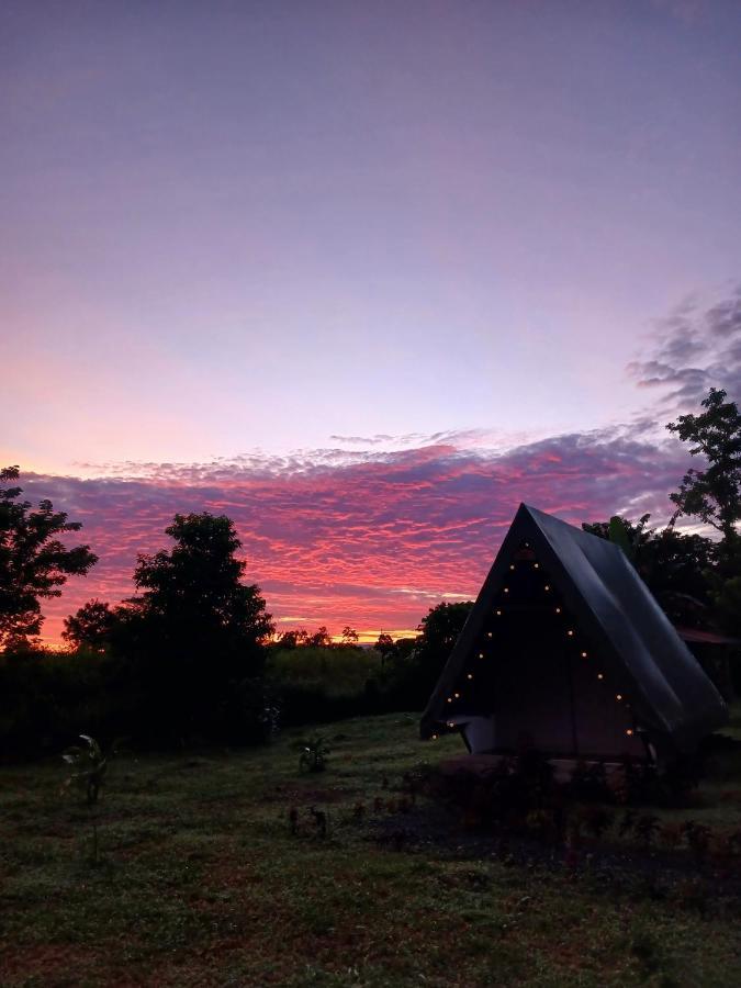 Flora Glamping De Abuela La Fortuna