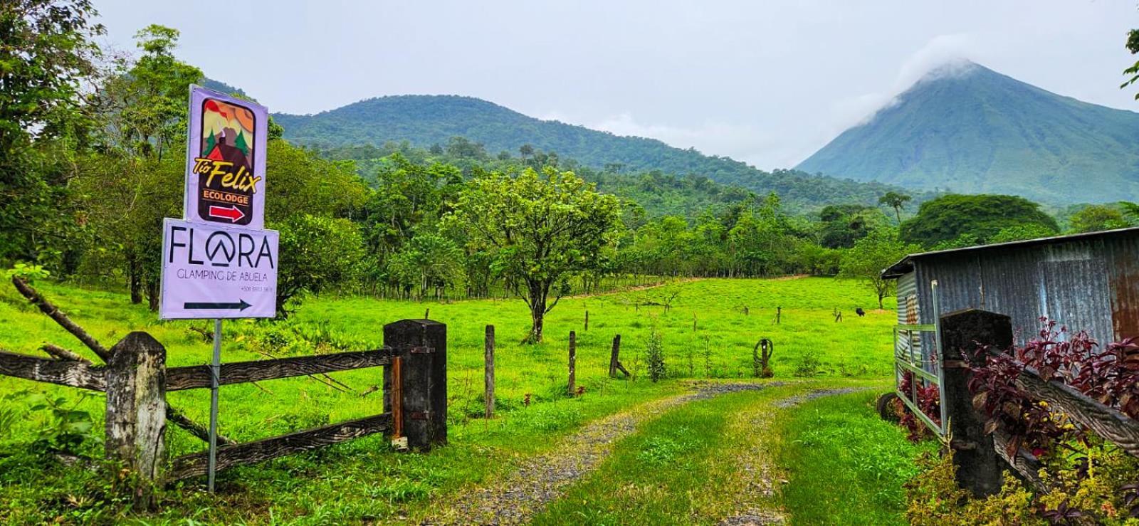 Flora Glamping De Abuela Lodge *