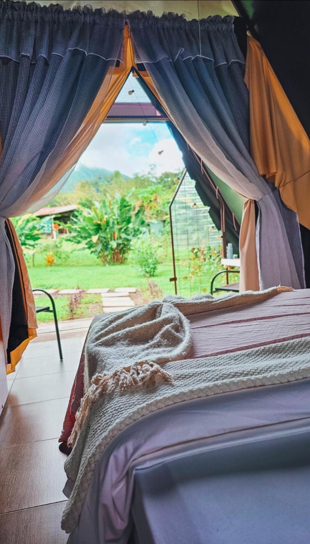 Lodge Flora Glamping De Abuela *
