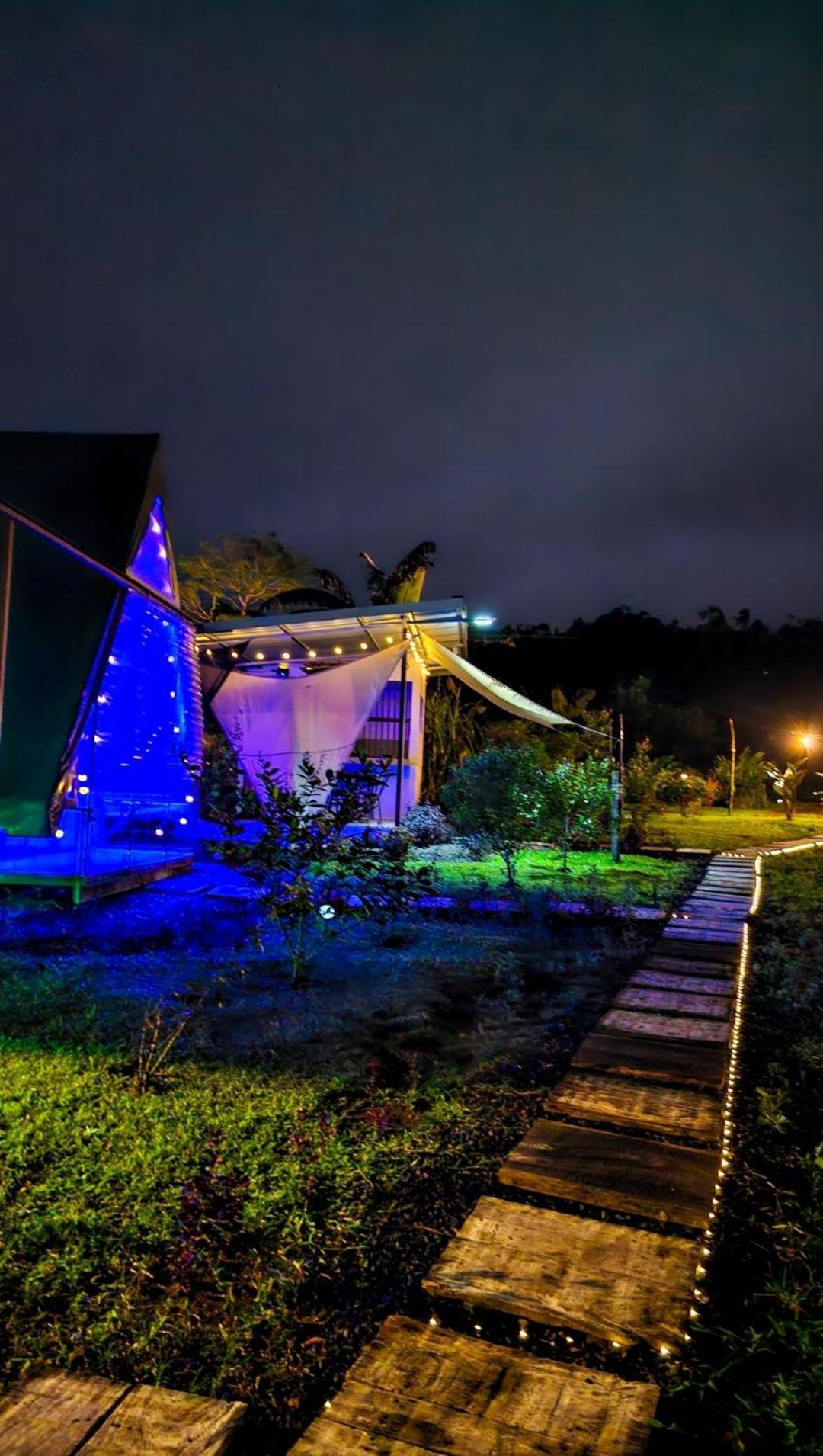 Flora Glamping De Abuela Lodge La Fortuna